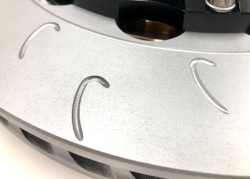 Cスリットブレーキキャリパー